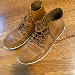 Olukai Chukkas